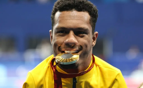 Gabrielzinho brilha em seletiva e garante vaga no Mundial de Singapura