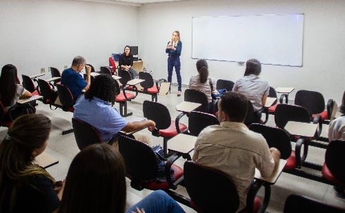 Atualização da NR01 cobra ações contra assédio e adoecimento mental nas empresas; empresários do Vale do Aço são alertados