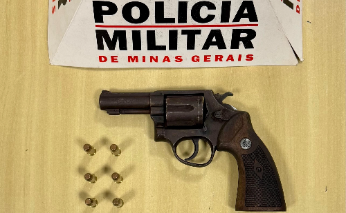 Homem é preso com revólver em borracharia de Ipatinga