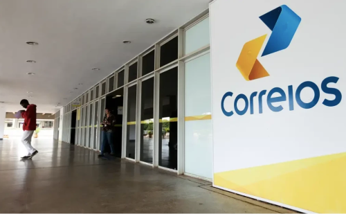 Correios planejam uso de carros de luxo com motorista para diretoria