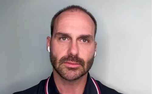 Eduardo Bolsonaro responde Lula e acusa presidente de 'terrorismo com os pobres'