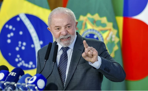 Lula comenta sobre IOF e pondera atitude de Haddad