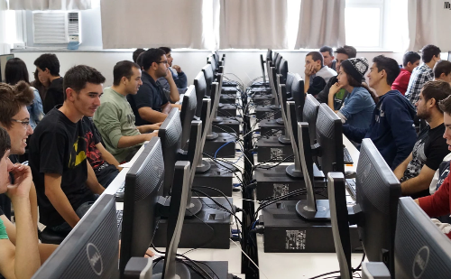 Senac abre inscrições para 23 cursos gratuitos no Vale do Aço