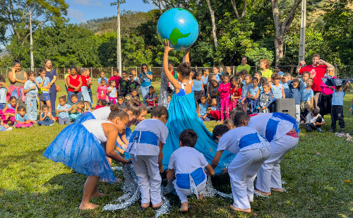 Estudantes rurais de Ipatinga celebram o Meio Ambiente com oficinas e cultura