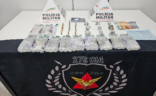 Polícia apreende drogas e prende casal em Fabriciano