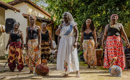 Quilombos de Brumadinho encantam turistas com cultura, arte e gastronomia