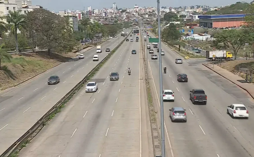 Nova regra reduz velocidade máxima em toda a Via Expressa de BH