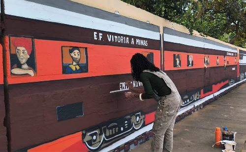 Grafite coletivo transforma muro em galeria a céu aberto em Nova Era