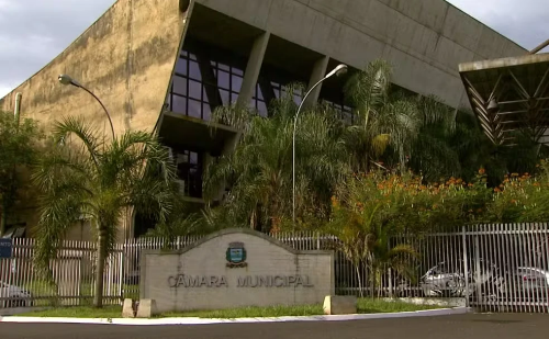 Lei aprovada em Ribeirão Preto proíbe consumo de bebidas e tabaco em adegas