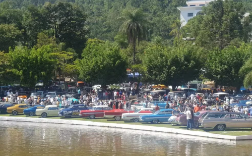Maior encontro de carros antigos da América Latina celebra 10 anos com raridades em SP