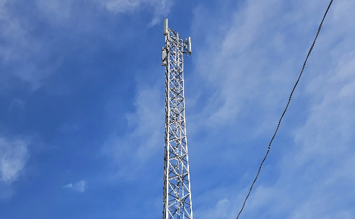 Instalação de torres vai garantir cobertura 4G em todo trecho mineiro da BR-381