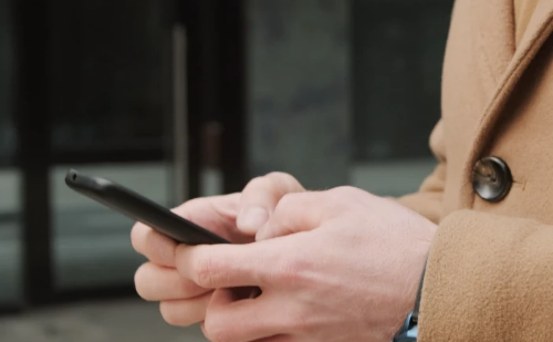 Novo golpe do Pix permite controle total do celular e esvazia conta bancária