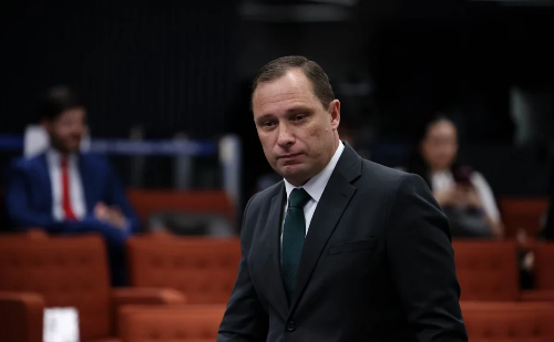 Mauro Cid relata pressão de advogados ligados a Bolsonaro para influenciar delação