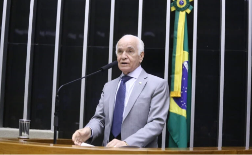 Liderança evangélica critica falta de diálogo do governo Lula