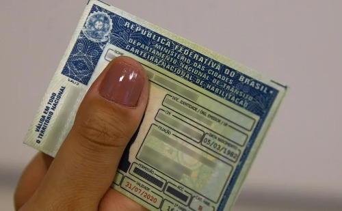 Milhões de brasileiros terão direito à CNH gratuita com nova lei