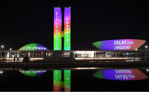 Projetos pró-LGBTQIAPN+ superam propostas contrárias no Brasil em 2025