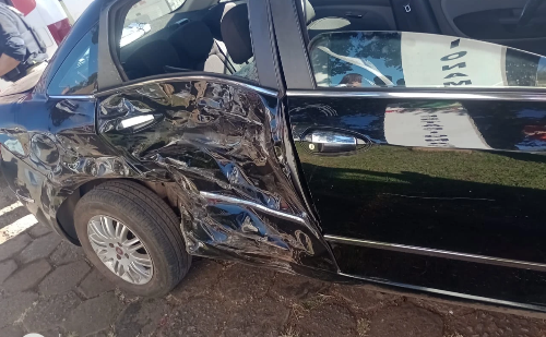 Mulher fica ferida em colisão na BR-381, em João Monlevade