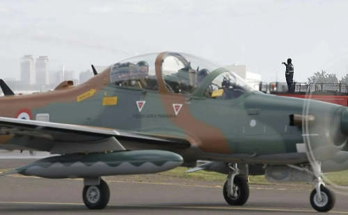 Paraguai recebe aviões da Embraer para enfrentar crime e narcotráfico