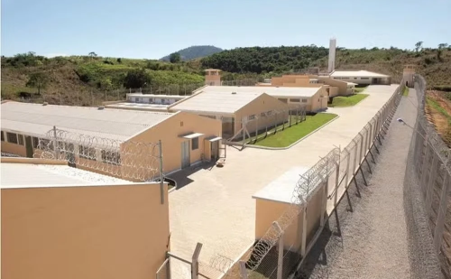 Concurso do Instituto de Atendimento Socioeducativo do ES oferece vagas para níveis médio e superior com salários de até R$ 7,5 mil