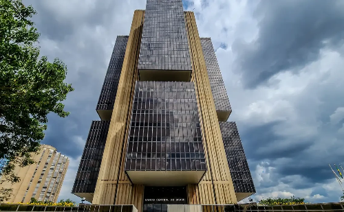 Ataque hacker desvia milhões de contas bancárias institucionais