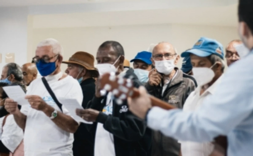 Música, enxovais e capacitação transformam atendimento em hospitais filantrópicos de MG