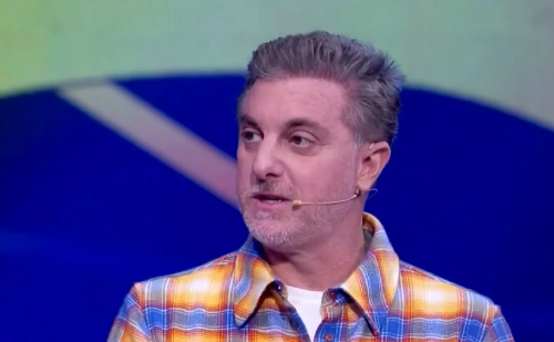 Luciano Huck rejeita harmonização no nariz e ganha apoio nas redes