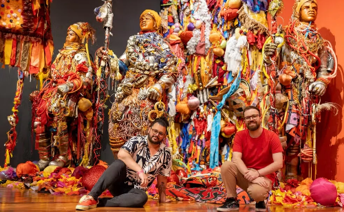 Carnavalescos da Vila Isabel vencem maior prêmio da arte contemporânea brasileira