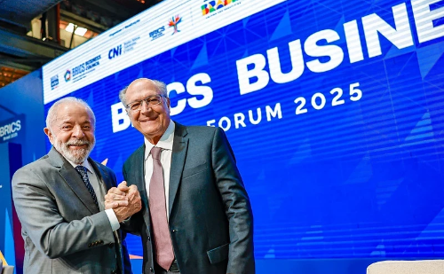 Alckmin elogia Moraes e defende papel pacífico do Brasil no Brics