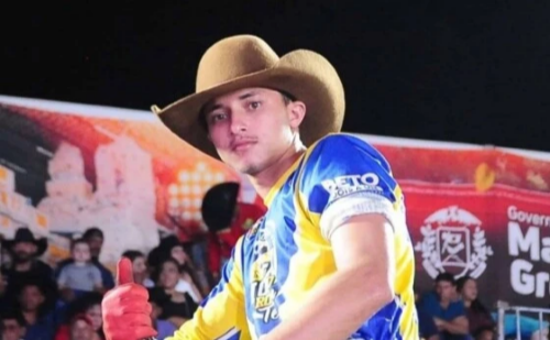 Um dia antes de completar 21 anos, peão morre após ser pisoteado por touro em rodeio
