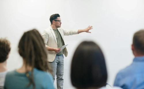 Regras do MEC devem provocar aumento nas mensalidades de faculdades em até 20%
