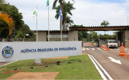 Servidores da Abin pedem saída de diretor indiciado por espionagem ilegal