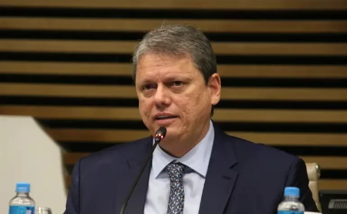 Tarcísio propõe união para enfrentar tarifas dos EUA