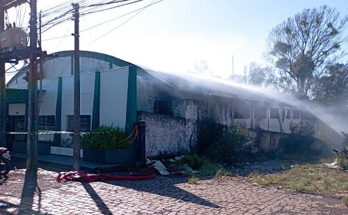 Explosão em fábrica de esmaltes mata três e Justiça condena empresa