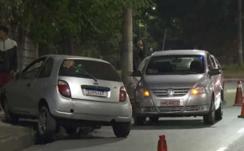Menino de 11 anos morre após motorista ter mal súbito e invadir calçada durante caminhada com o pai em Minas Gerais