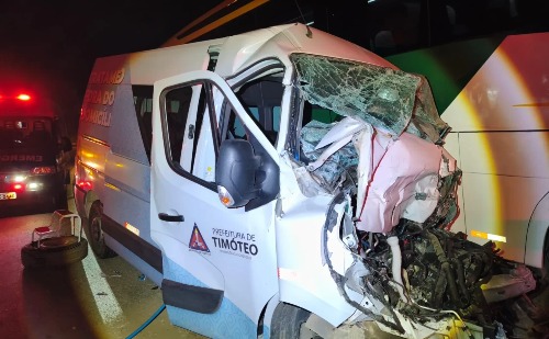 PRF identifica carro que causou acidente com dois mortos na BR-381, em Nova Era