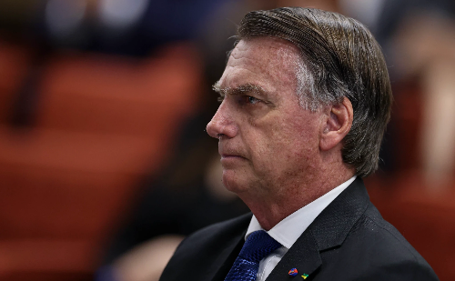 Bolsonaro revela alerta médico sobre risco em nova cirurgia
