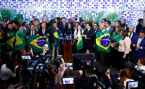 Prisão de Bolsonaro é considerada iminente por aliados e adversários