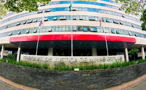 Zema sanciona aumento milionário no auxílio-saúde dos juízes