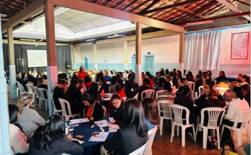 Prefeitura de Ipatinga capacita 500 assistentes da Educação Especial
