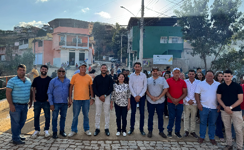 Mesquita inaugura ponte aguardada há anos com presença de autoridades e população