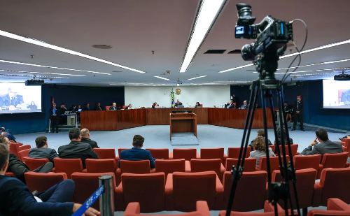 STF inicia interrogatório de réus ligados a tentativa de golpe de 2023