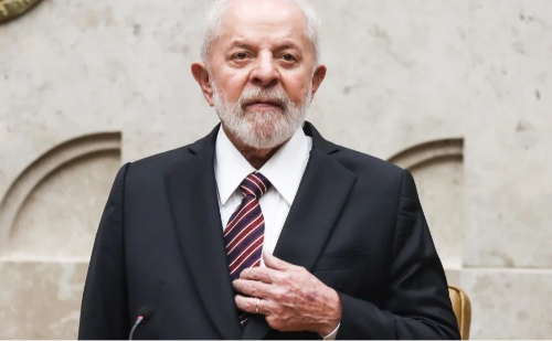 Lula anuncia bilhões para urbanização de favelas pelo país