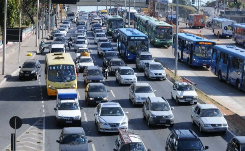 Nova lei garante isenção de IPVA para carros movidos só a etanol em MG