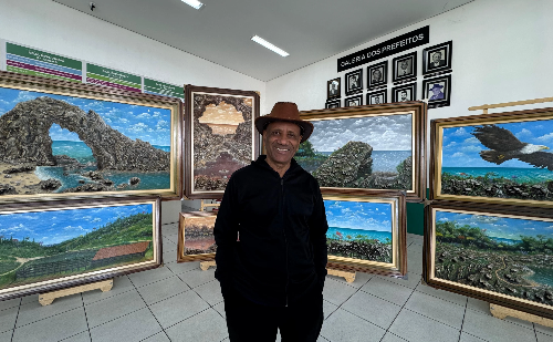 Exposição leva paisagens em alto-relevo à Prefeitura de Ipatinga