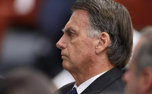 STF dá 15 dias para Bolsonaro e aliados apresentarem defesa final em processo por tentativa de golpe