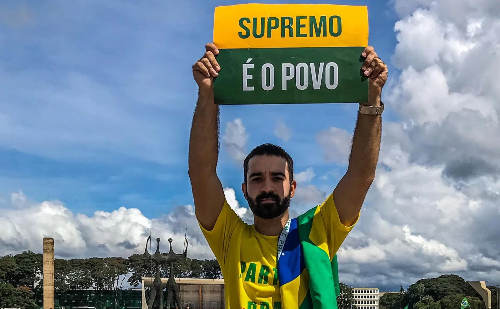 Deputado mineiro vai protocolar pedido de impeachment contra Alexandre de Moraes