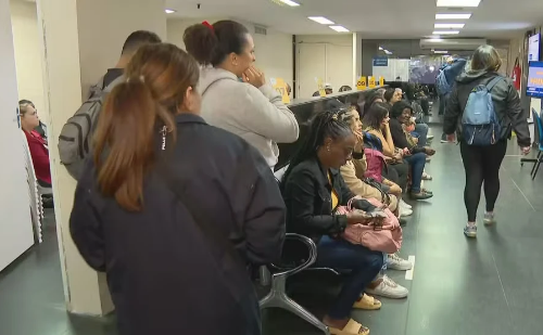 Último dia antes da obrigatoriedade do Jaé tem filas nos postos do Rio; metrô também aceitará cartão