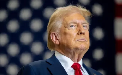 Trump envia submarinos nucleares após ameaça de aliado de Putin