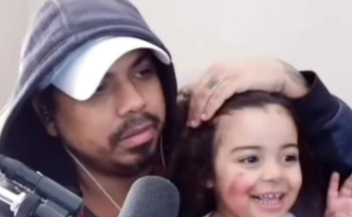 Filha de 3 anos de influenciadores morre após acidente em piscina de casa
