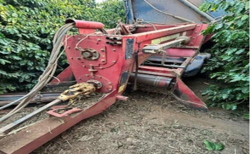 Dono de fazenda morre tragado por colheitadeira no Alto Paranaíba